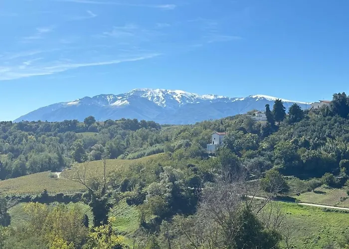 Vacation For Five In The Hills Of Abruzzo アパート *
