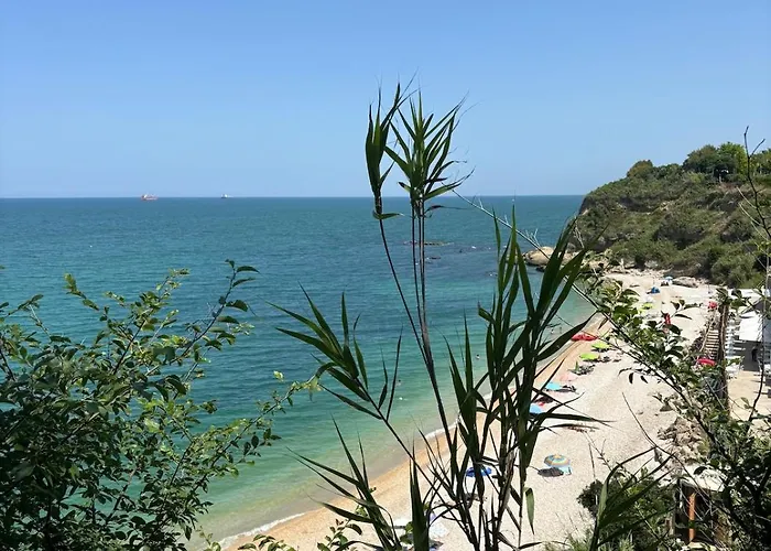 Апартаменты Vacation For Five In The Hills Of Abruzzo *